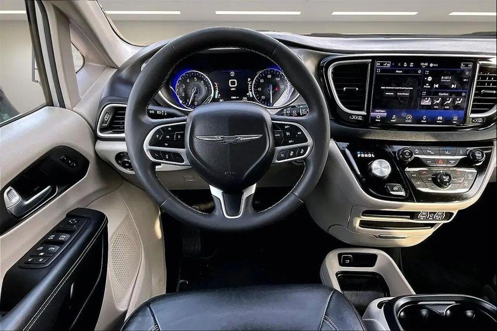used 2024 Chrysler Pacifica car, priced at $27,900