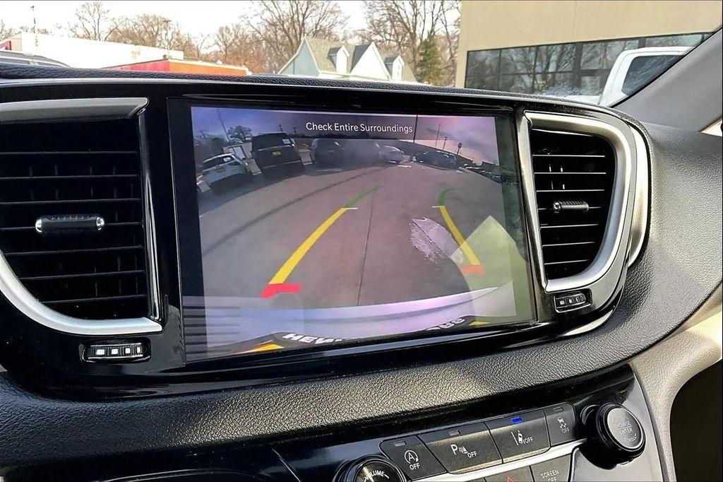 used 2024 Chrysler Pacifica car, priced at $27,900