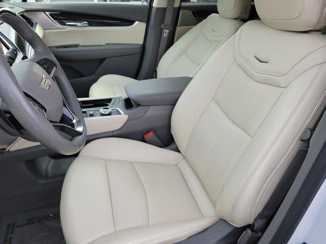 used 2022 Cadillac XT6 car, priced at $42,000