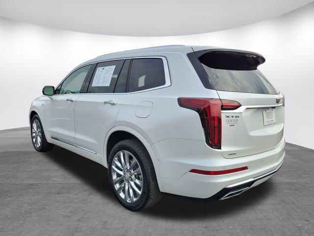 used 2022 Cadillac XT6 car, priced at $42,000