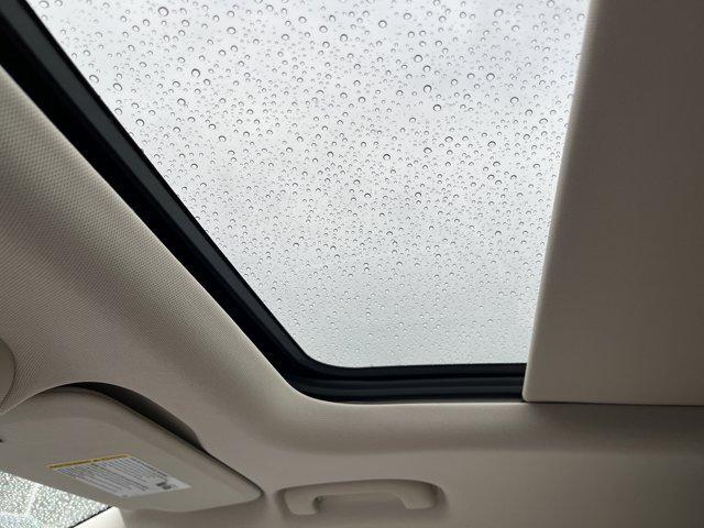 used 2023 Buick Envision car, priced at $32,000