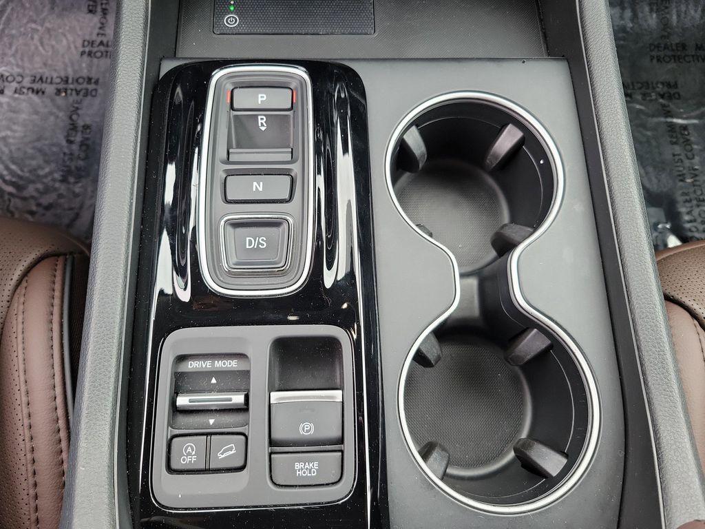 used 2025 Honda Pilot car, priced at $44,000