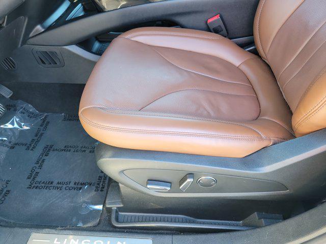 used 2022 Lincoln Nautilus car, priced at $33,000