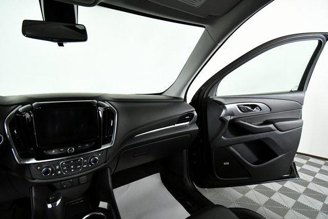 used 2020 Chevrolet Traverse car, priced at $18,490