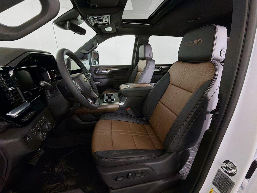 new 2026 Chevrolet Silverado 3500 car, priced at $89,387