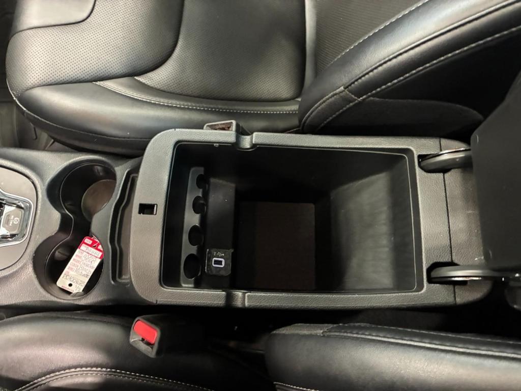 used 2023 Jeep Cherokee car, priced at $27,552
