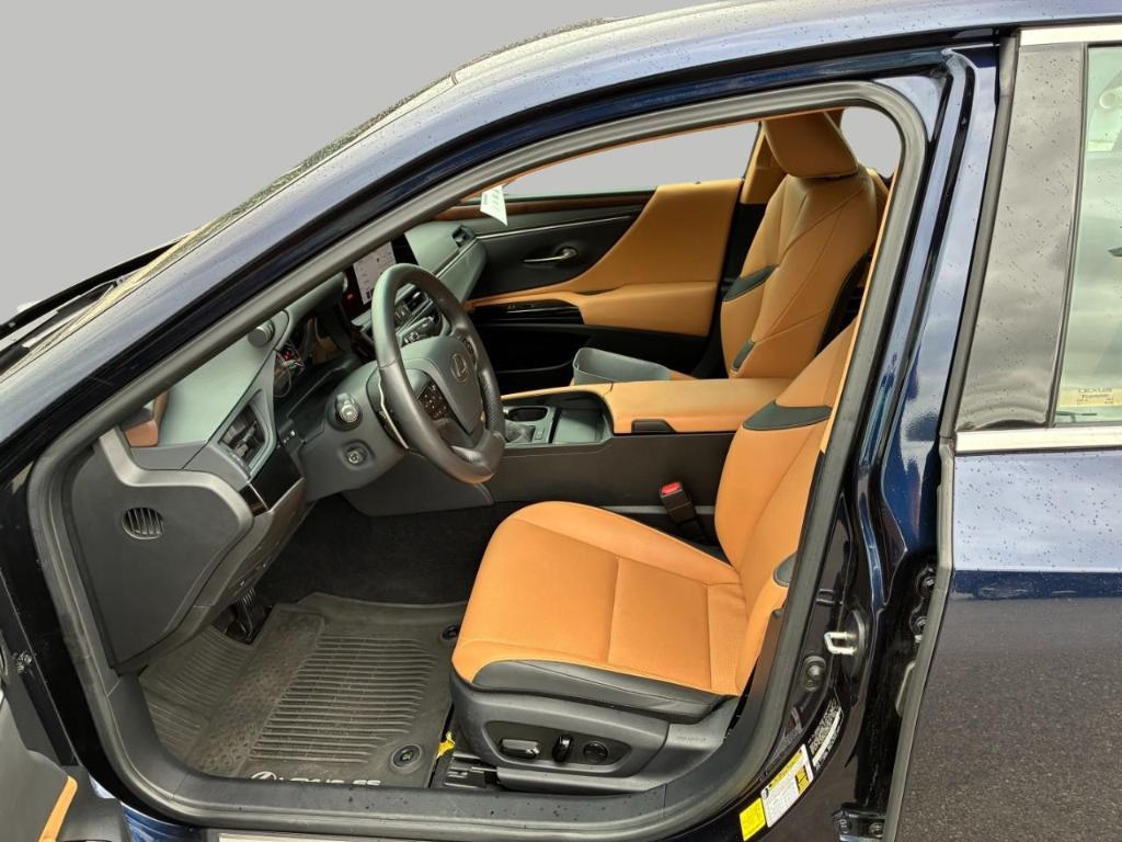 used 2024 Lexus ES 350 car, priced at $38,529