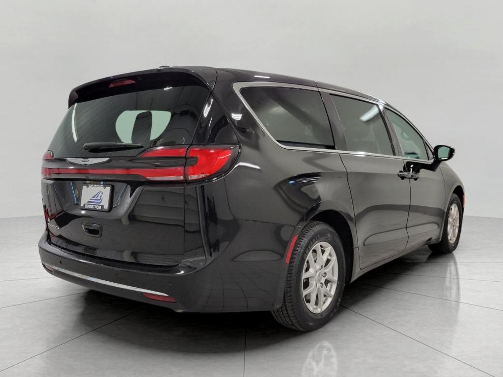 used 2024 Chrysler Pacifica car, priced at $28,772
