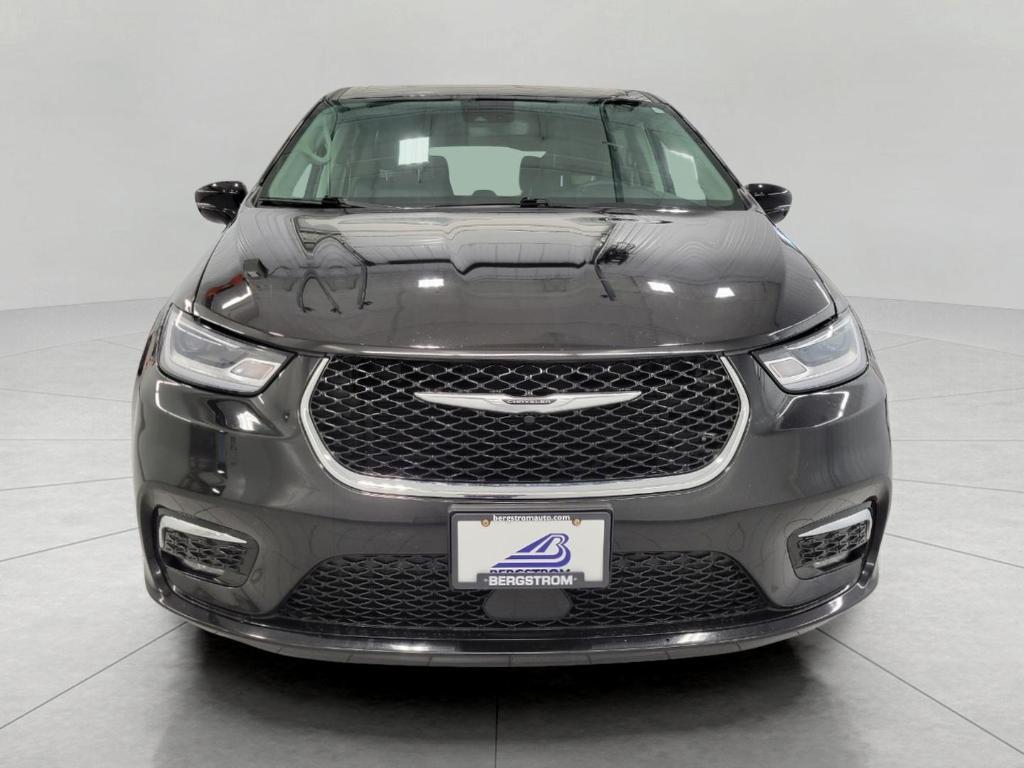 used 2024 Chrysler Pacifica car, priced at $28,772