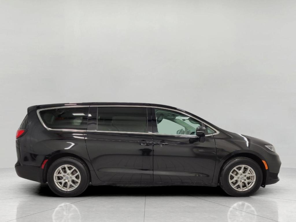 used 2024 Chrysler Pacifica car, priced at $28,772
