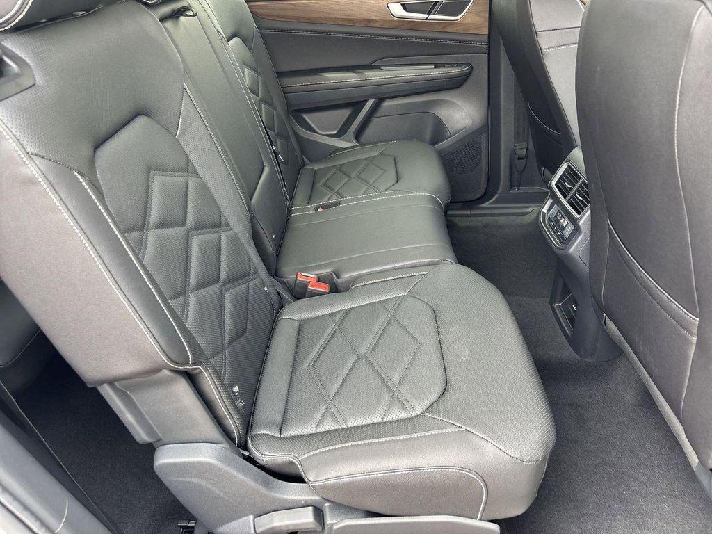 new 2026 Volkswagen Atlas car, priced at $41,179