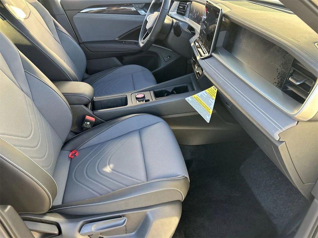 new 2026 Volkswagen Tiguan car, priced at $38,757