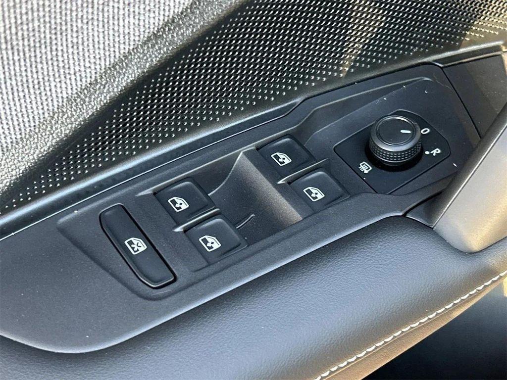 new 2025 Volkswagen Tiguan car, priced at $26,763