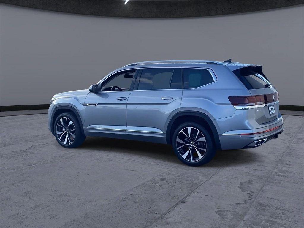 new 2026 Volkswagen Atlas car, priced at $52,570