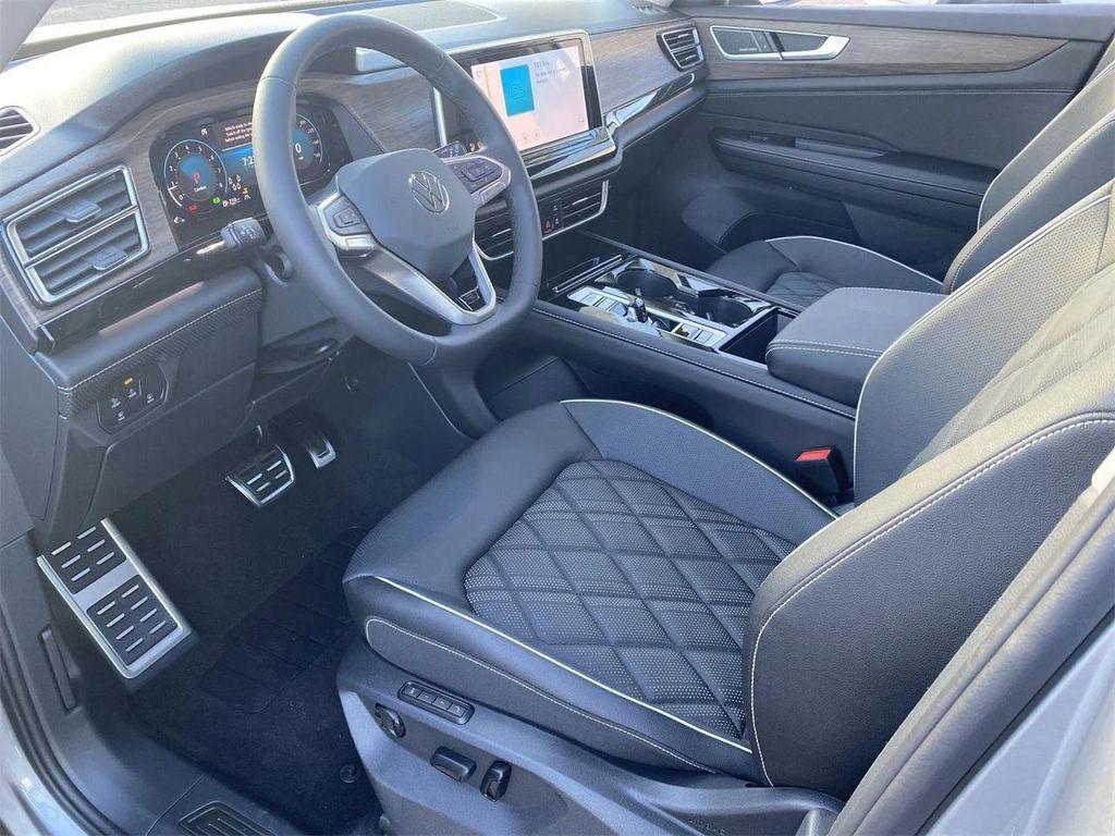 new 2026 Volkswagen Atlas car, priced at $52,570
