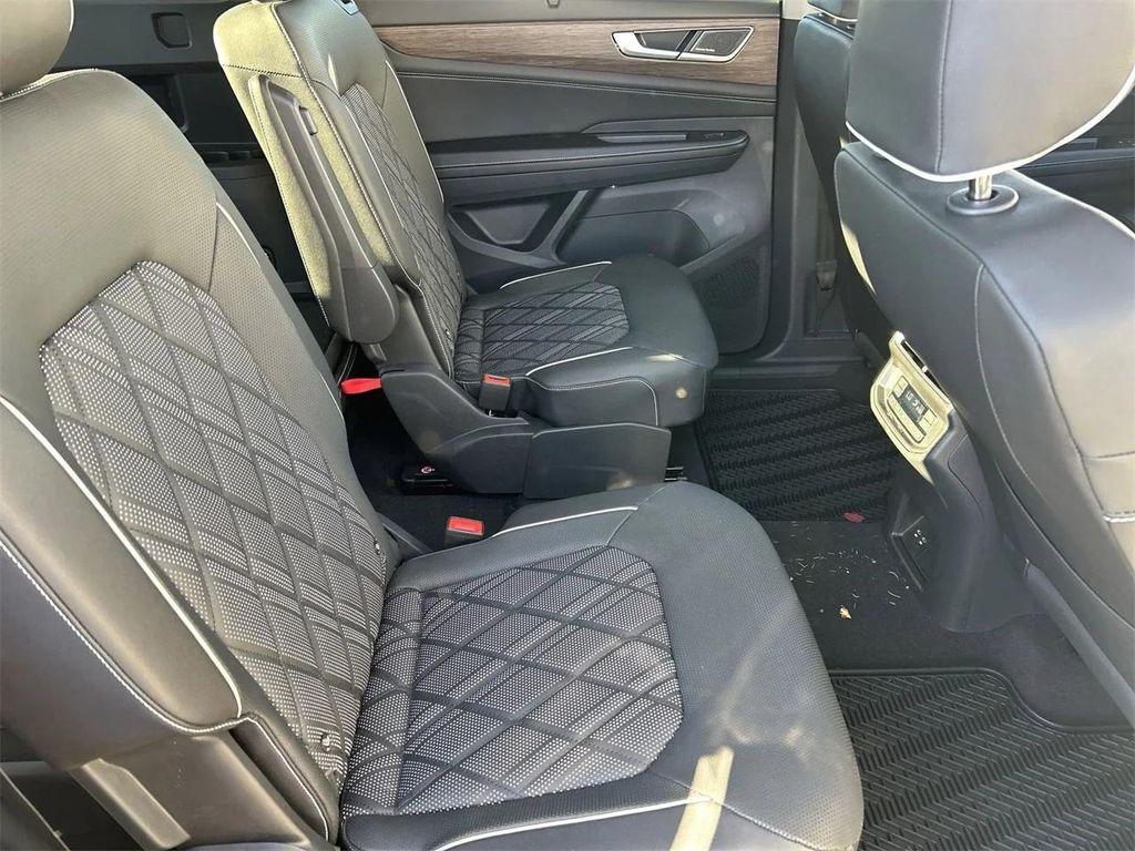 new 2026 Volkswagen Atlas car, priced at $55,503