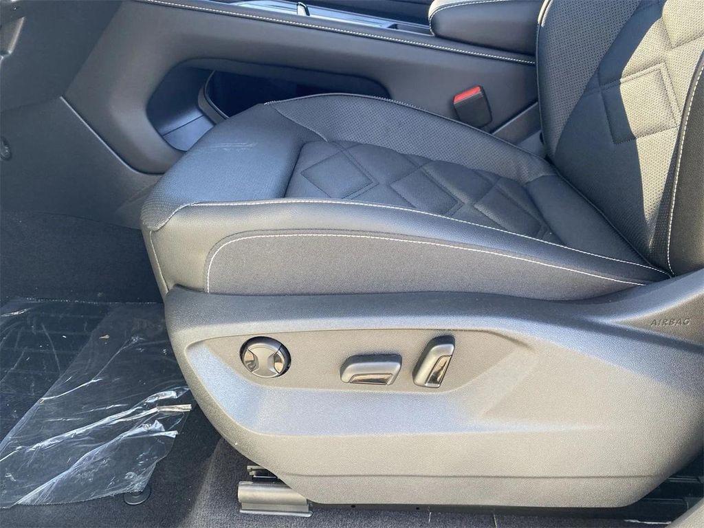 new 2026 Volkswagen Atlas car, priced at $37,392