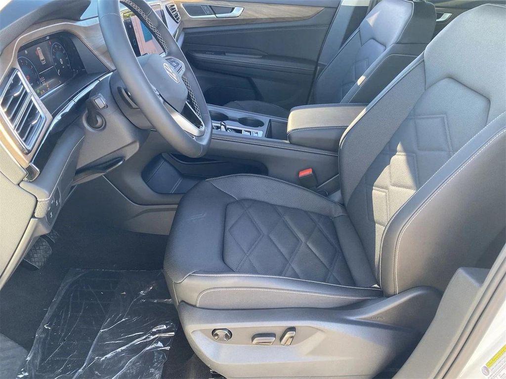 new 2026 Volkswagen Atlas car, priced at $37,392