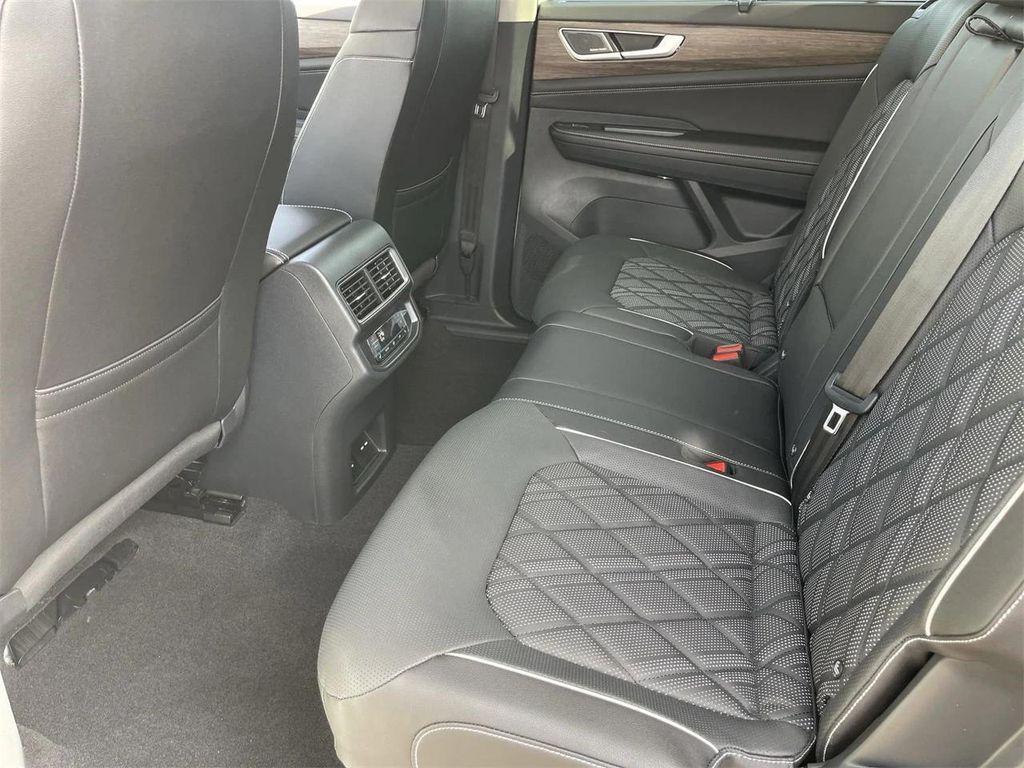 new 2026 Volkswagen Atlas car, priced at $52,905