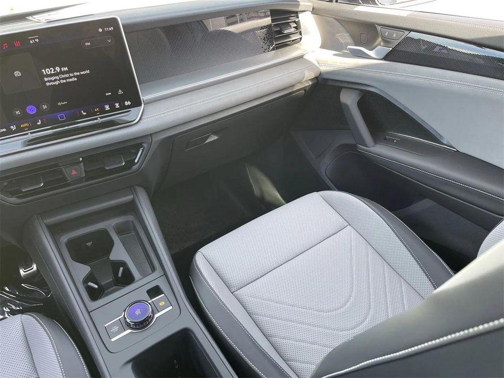 new 2026 Volkswagen Tiguan car, priced at $39,862