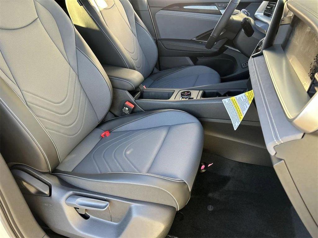 new 2026 Volkswagen Tiguan car, priced at $38,757