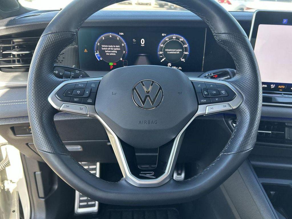 used 2025 Volkswagen Tiguan car, priced at $36,997