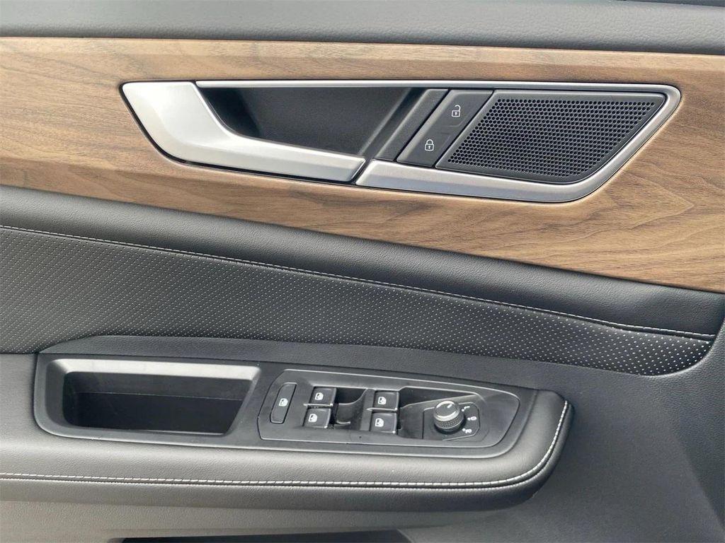 new 2026 Volkswagen Atlas car, priced at $41,410