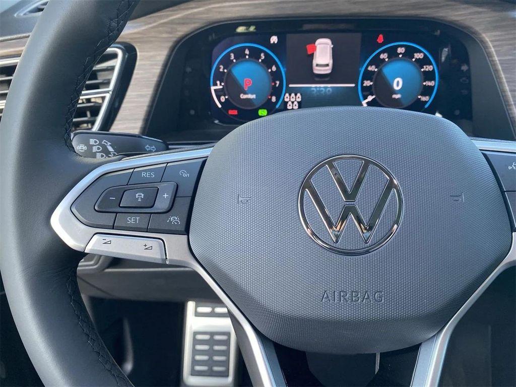 new 2026 Volkswagen Atlas car, priced at $52,285