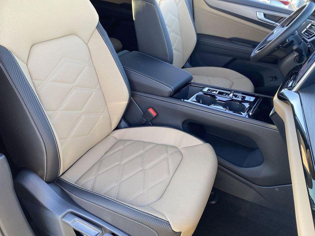 new 2026 Volkswagen Atlas Cross Sport car, priced at $43,998