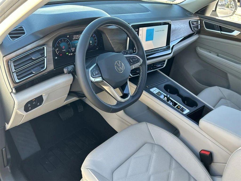 new 2026 Volkswagen Atlas car, priced at $38,022