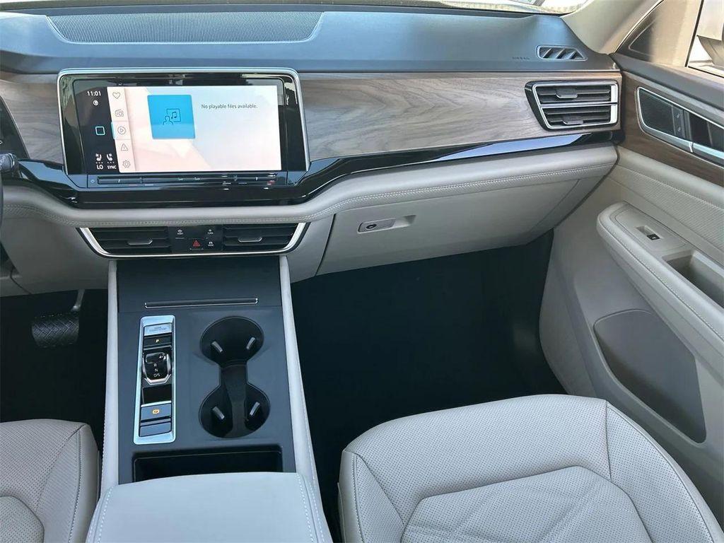 new 2026 Volkswagen Atlas car, priced at $39,532