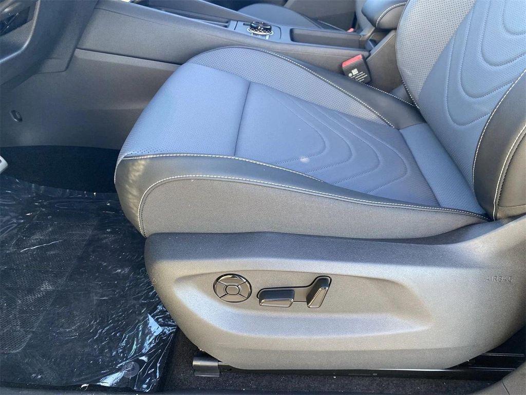 new 2026 Volkswagen Tiguan car, priced at $38,302