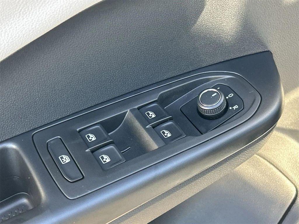 new 2026 Volkswagen Taos car, priced at $27,021