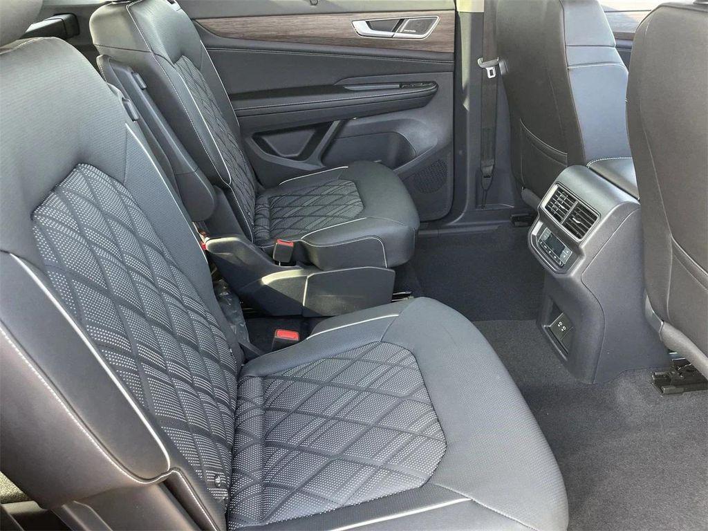 new 2026 Volkswagen Atlas car, priced at $53,066