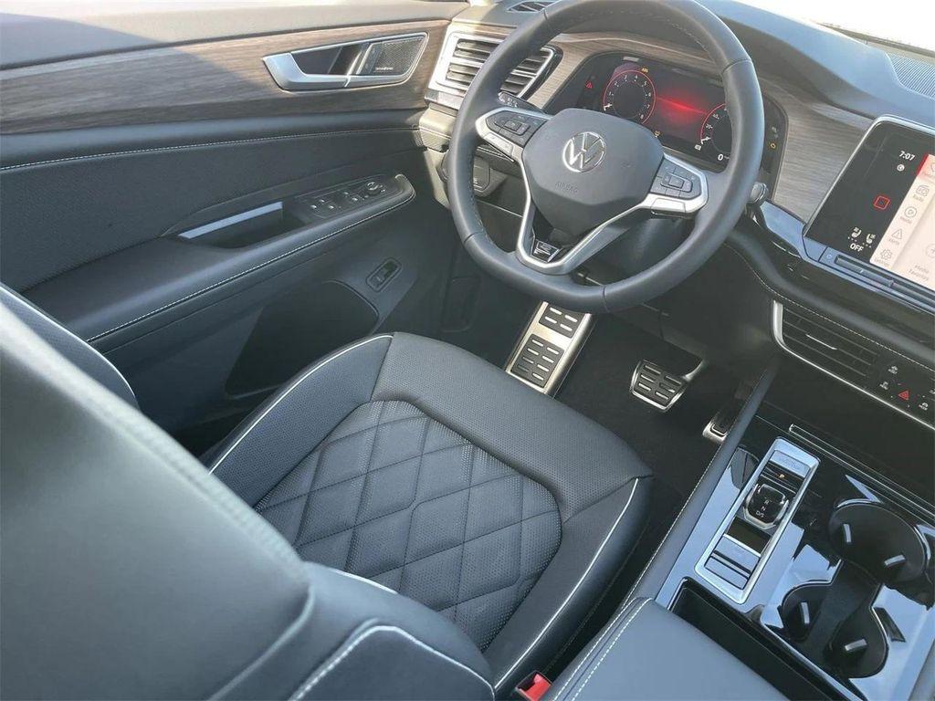 new 2026 Volkswagen Atlas car, priced at $53,066