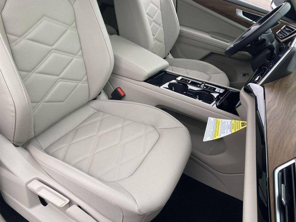 new 2026 Volkswagen Atlas car, priced at $44,805