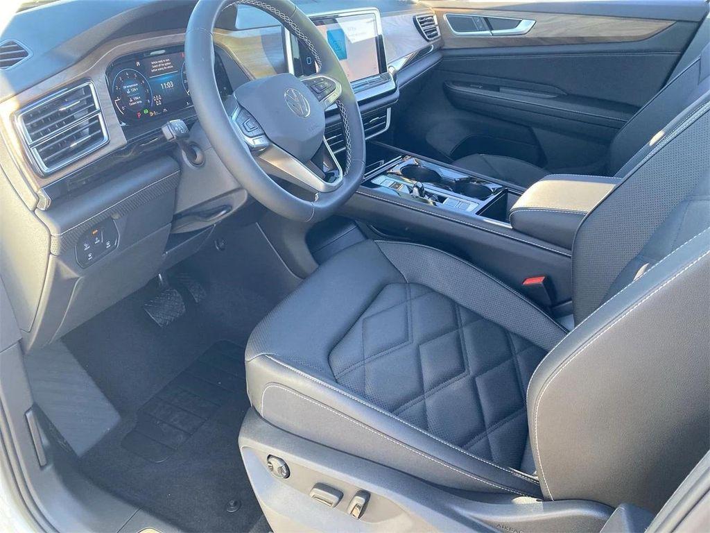 new 2026 Volkswagen Atlas car, priced at $43,075