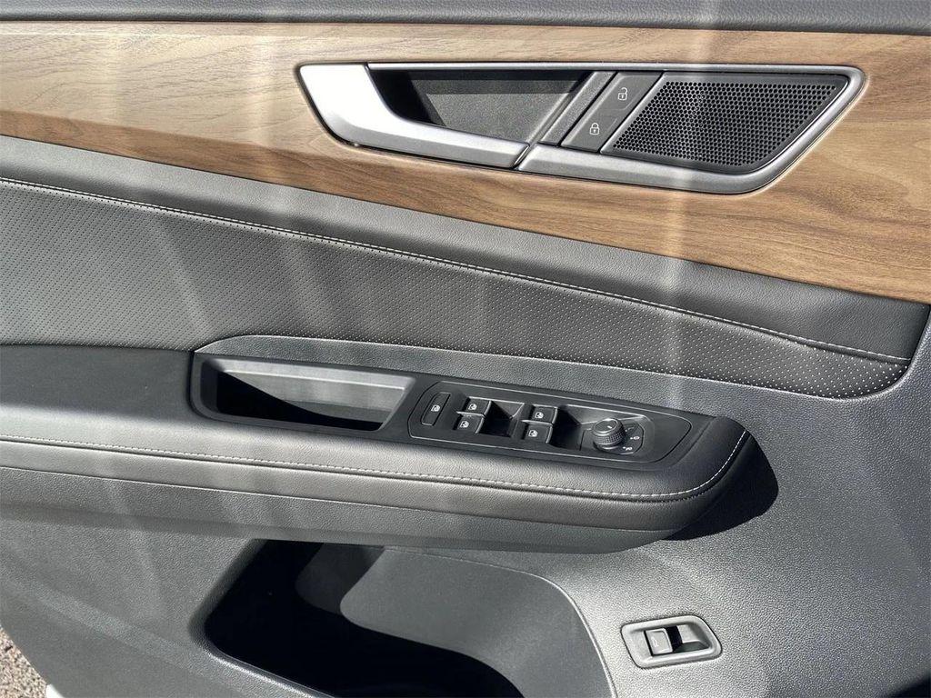 new 2026 Volkswagen Atlas car, priced at $43,075