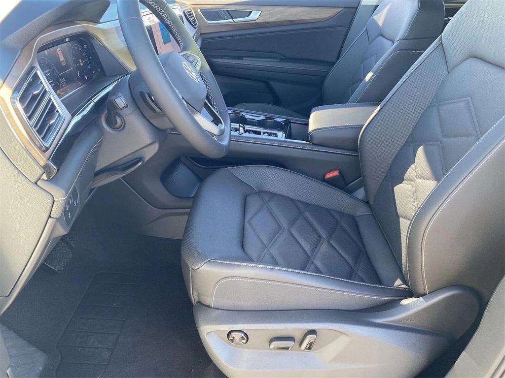 new 2026 Volkswagen Atlas car, priced at $43,075