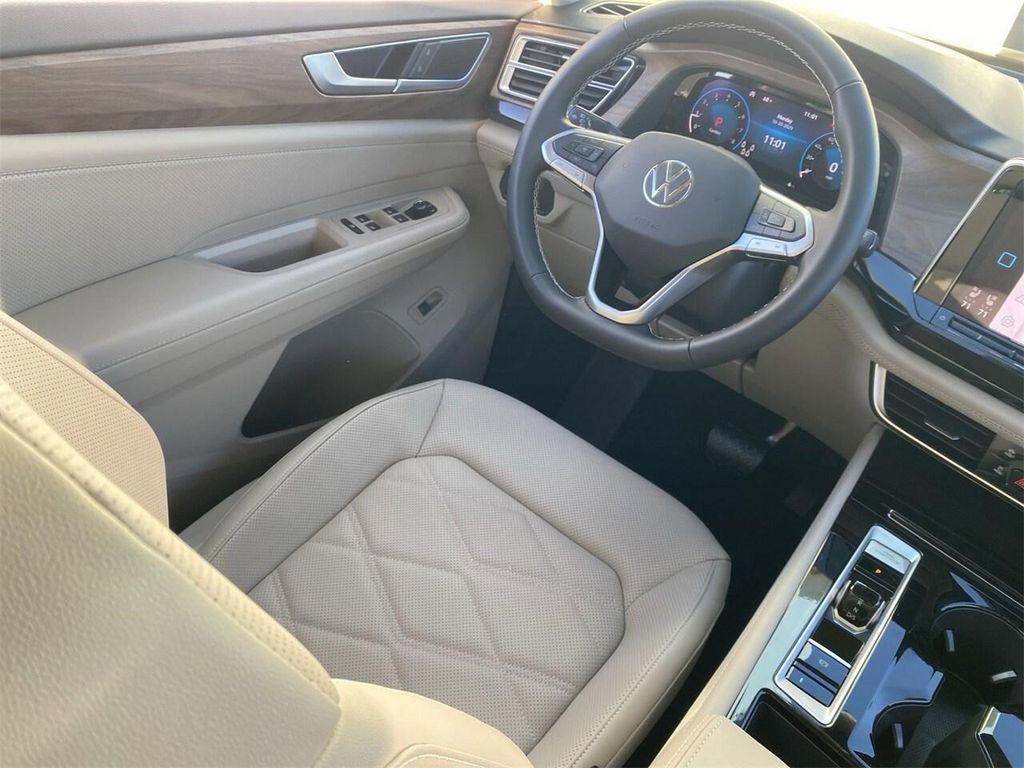 new 2026 Volkswagen Atlas car, priced at $45,468