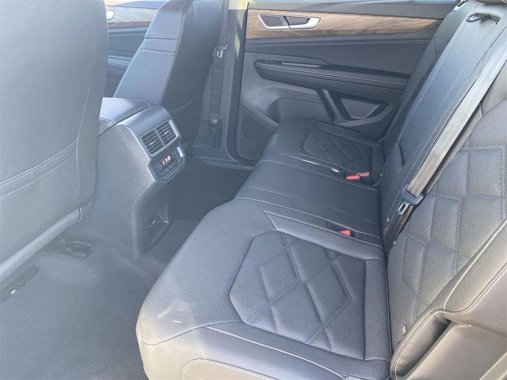 new 2026 Volkswagen Atlas car, priced at $37,392