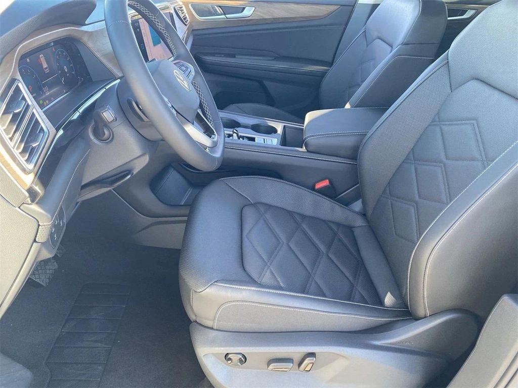 new 2026 Volkswagen Atlas car, priced at $37,392