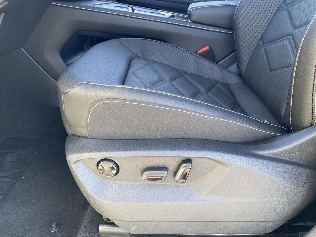 new 2026 Volkswagen Atlas car, priced at $37,392