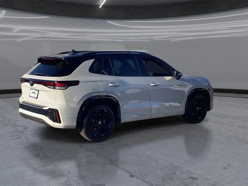 new 2026 Volkswagen Tiguan car, priced at $39,102