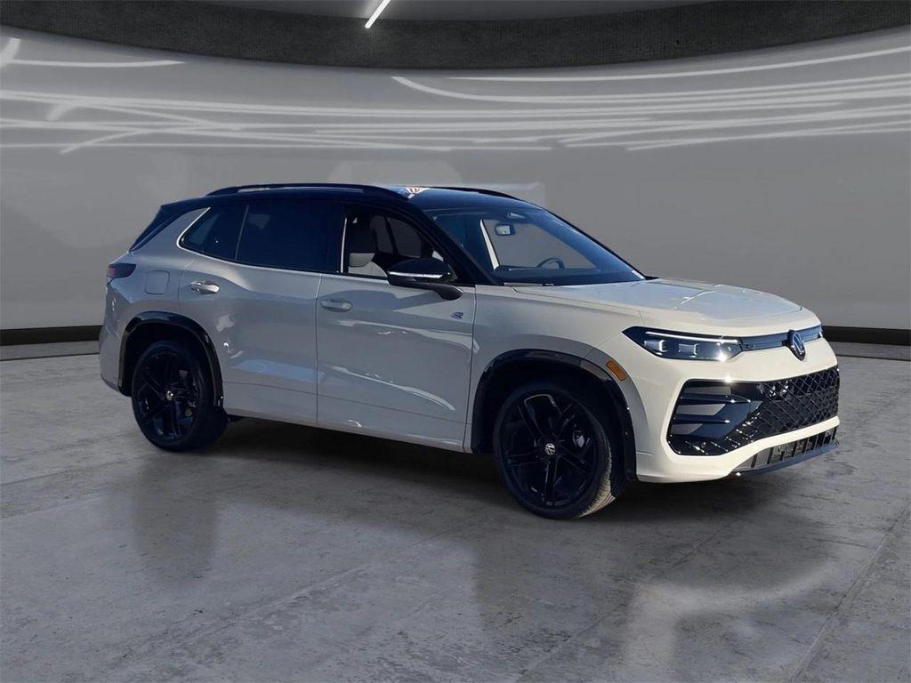 new 2026 Volkswagen Tiguan car, priced at $39,102