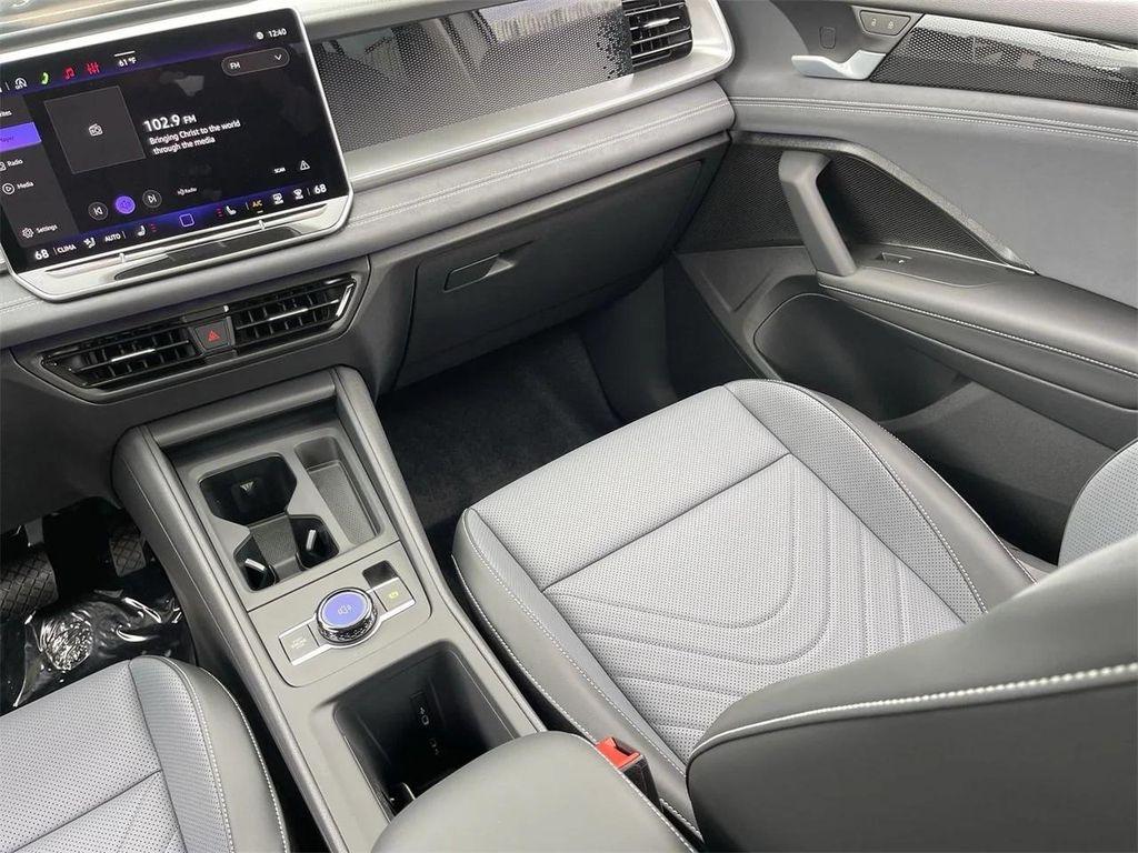 new 2026 Volkswagen Tiguan car, priced at $35,687