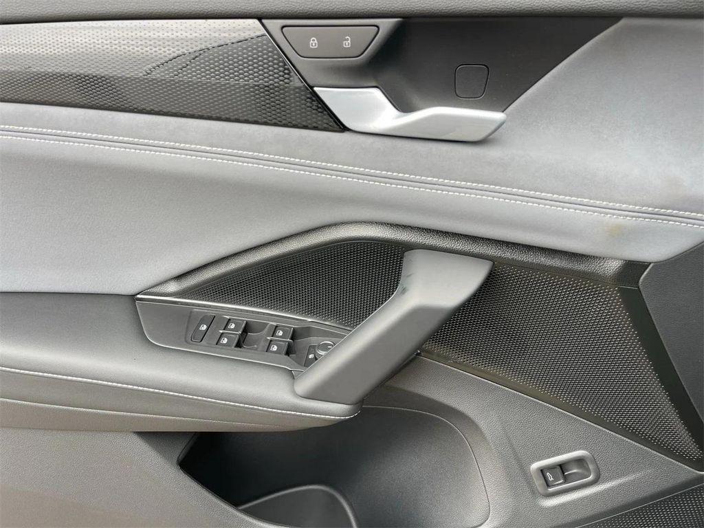 new 2026 Volkswagen Tiguan car, priced at $35,687