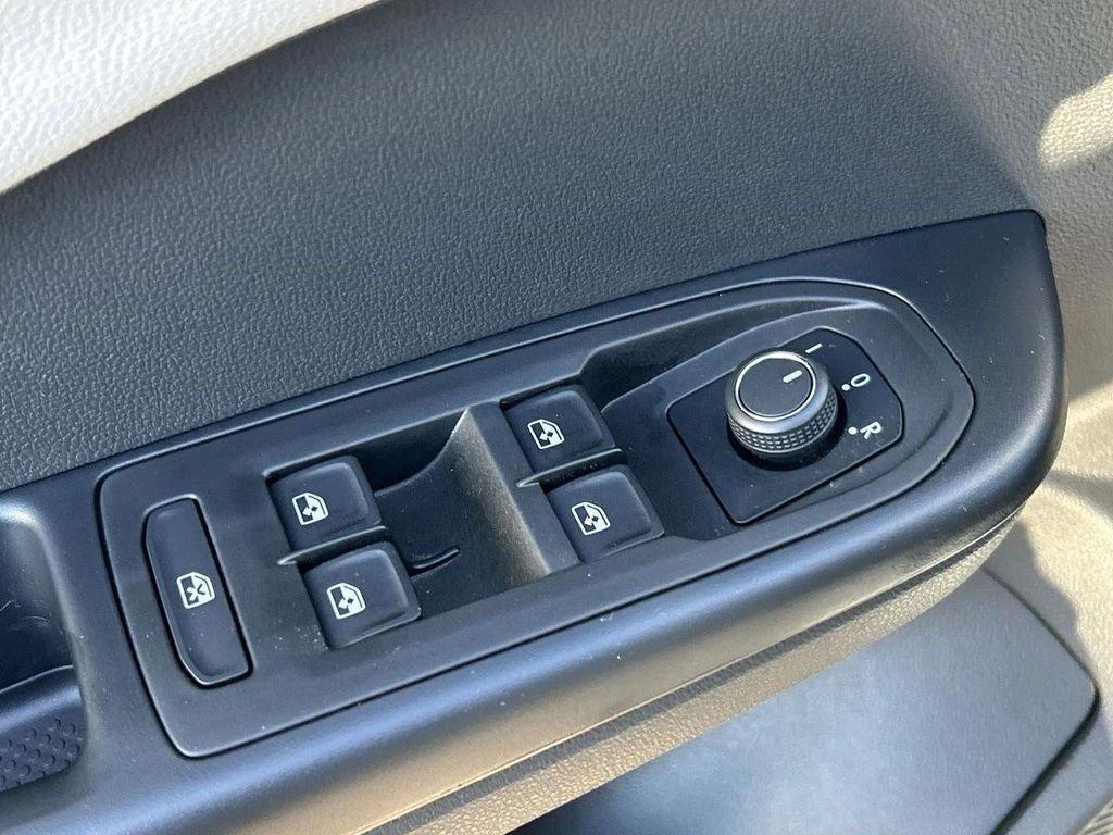 new 2026 Volkswagen Taos car, priced at $27,021