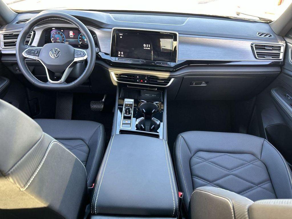 new 2026 Volkswagen Atlas Cross Sport car, priced at $42,448