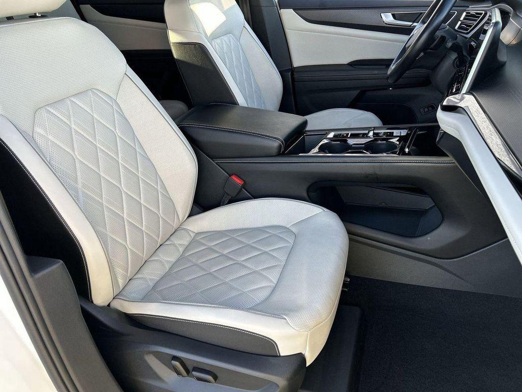 used 2024 Volkswagen Atlas Cross Sport car, priced at $39,887